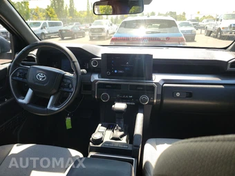 2025 Toyota 4Runner SR5 - miniatura 17