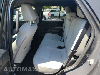2025 Toyota 4Runner SR5 - miniatura 19