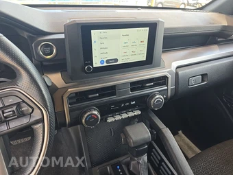 2025 Toyota 4Runner SR5 - miniatura 11