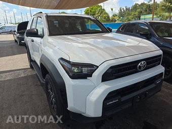 2025 Toyota 4Runner SR5 - miniatura 3