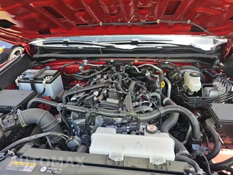 2025 Toyota 4Runner SR5 - miniatura 16