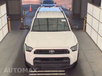 2025 Toyota 4Runner SR5 - miniatura 2