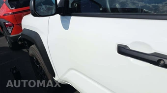 2025 Toyota 4Runner SR5 - miniatura 27