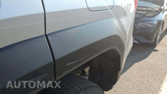 2025 Toyota 4Runner SR5 - miniatura 21