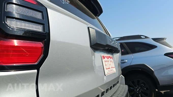 2025 Toyota 4Runner SR5 - miniatura 23