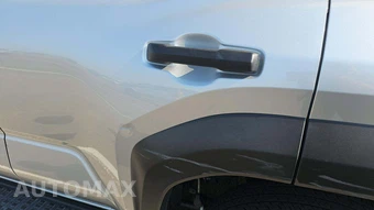2025 Toyota 4Runner SR5 - miniatura 24