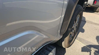 2025 Toyota 4Runner SR5 - miniatura 28