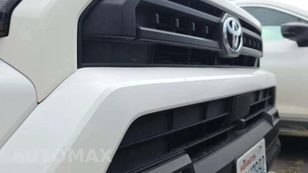2025 Toyota 4Runner SR5 - miniatura 21