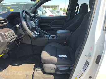 2025 Toyota 4Runner SR5 - miniatura 7