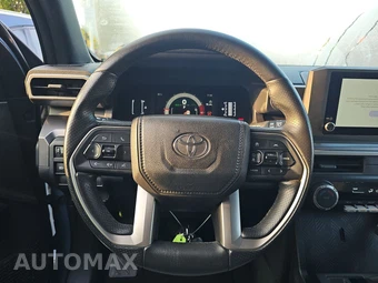 2025 Toyota 4Runner SR5 - miniatura 16