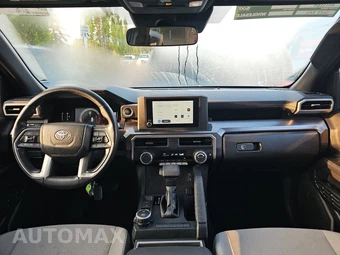 2025 Toyota 4Runner SR5 - miniatura 17