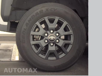 2025 Toyota 4Runner SR5 - miniatura 11
