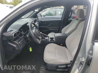 2025 Toyota 4Runner SR5 - miniatura 13