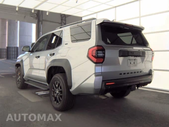 2025 Toyota 4Runner SR5 - miniatura 8