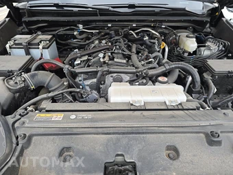 2025 Toyota 4Runner SR5 - miniatura 16