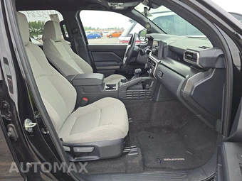 2025 Toyota 4Runner SR5 - miniatura 8