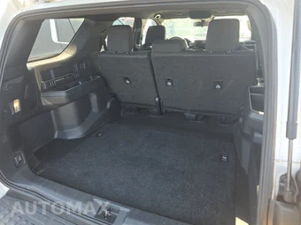 2025 Toyota 4Runner SR5 - miniatura 16