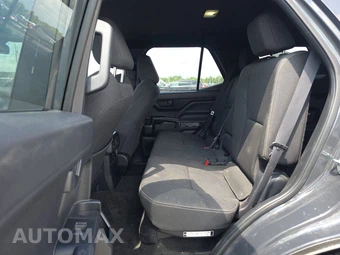 2025 Toyota 4Runner SR5 - miniatura 13