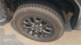 2025 Toyota 4Runner SR5 - miniatura 19