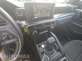 2025 Toyota 4Runner SR5 - miniatura 10