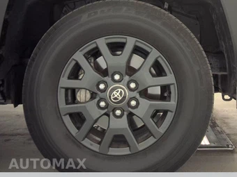 2025 Toyota 4Runner SR5 - miniatura 10