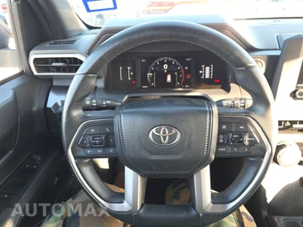 2025 Toyota 4Runner SR5 - miniatura 16