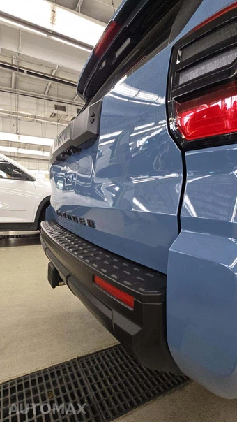 2025 Toyota 4Runner SR5 - miniatura 32
