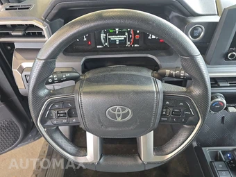 2025 Toyota 4Runner SR5 - miniatura 10