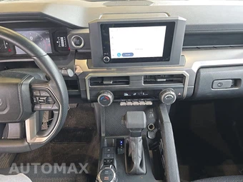 2025 Toyota 4Runner SR5 - miniatura 11