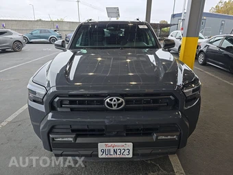 2025 Toyota 4Runner SR5 - miniatura 2