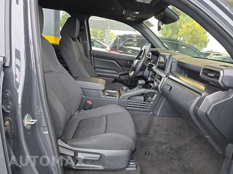 2025 Toyota 4Runner SR5 - miniatura 8