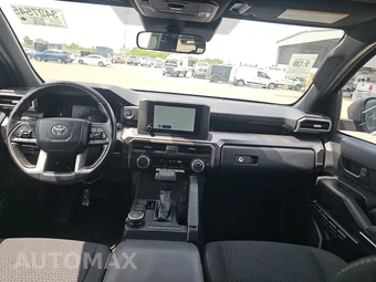 2025 Toyota 4Runner SR5 - miniatura 11