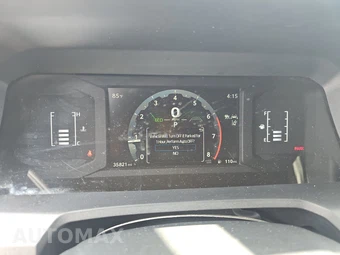 2025 Toyota 4Runner SR5 - miniatura 12