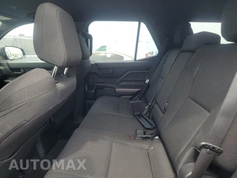 2025 Toyota 4Runner SR5 - miniatura 13