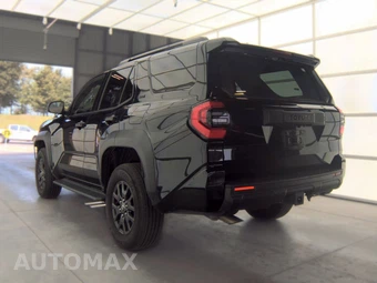 2025 Toyota 4Runner SR5 - miniatura 6