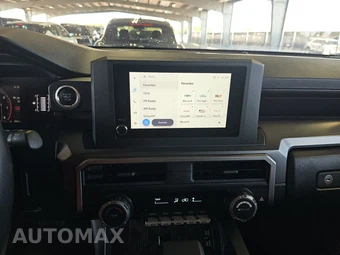 2025 Toyota 4Runner SR5 - miniatura 11
