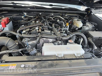 2025 Toyota 4Runner SR5 - miniatura 23