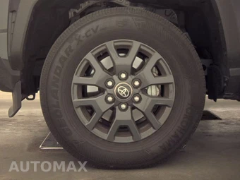 2025 Toyota 4Runner SR5 - miniatura 9