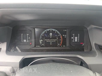 2025 Toyota 4Runner SR5 - miniatura 12