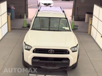 2025 Toyota 4Runner SR5 - miniatura 2