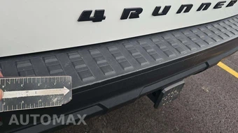 2025 Toyota 4Runner SR5 - miniatura 26