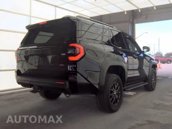 2025 Toyota 4Runner SR5 - miniatura 4