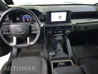 2025 Toyota 4Runner SR5 - miniatura 11