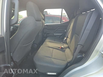 2025 Toyota 4Runner SR5 - miniatura 13