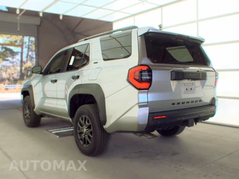 2025 Toyota 4Runner SR5 - miniatura 6