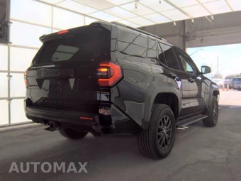 2025 Toyota 4Runner SR5 - miniatura 4