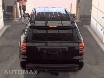 2025 Toyota 4Runner SR5 - miniatura 5