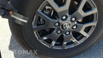 2025 Toyota 4Runner SR5 - miniatura 32