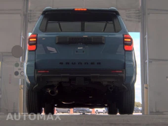 2025 Toyota 4Runner SR5 - miniatura 7