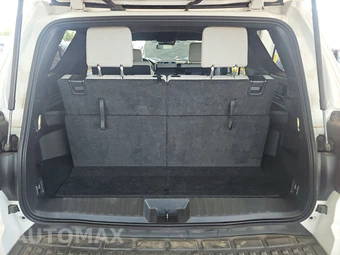 2025 Toyota 4Runner SR5 - miniatura 18